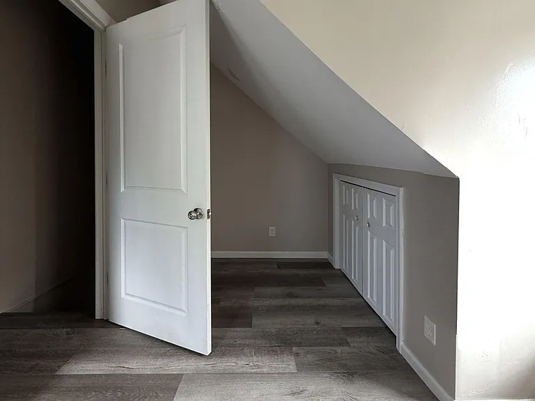 8008 Algon Ave — Photo 15