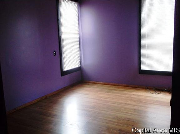 5th image of 223 E 3rd Ave