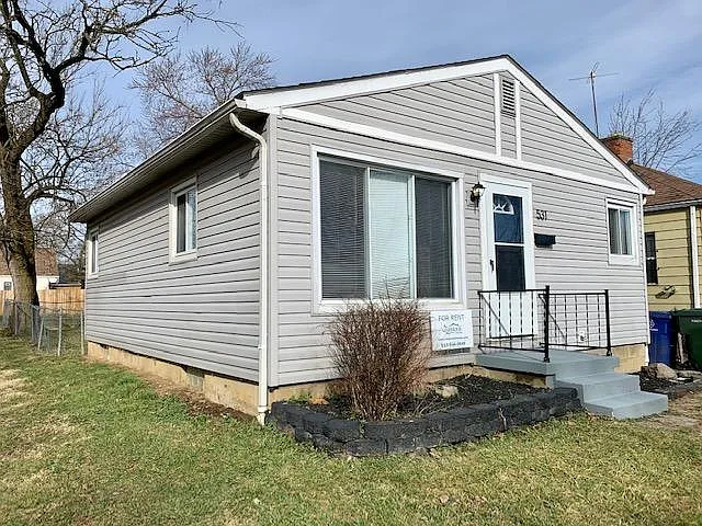 531 Johnson St photo 1