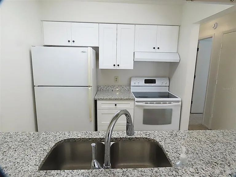 104 Northlake Dr #104 — Photo 6
