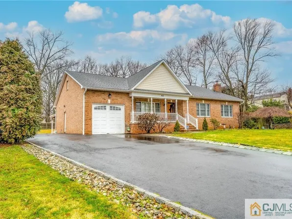 63 Kline Blvd, Colonia, NJ 07067