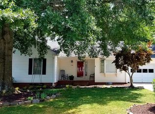 108 Lomond Ln, Greenville, SC 29607