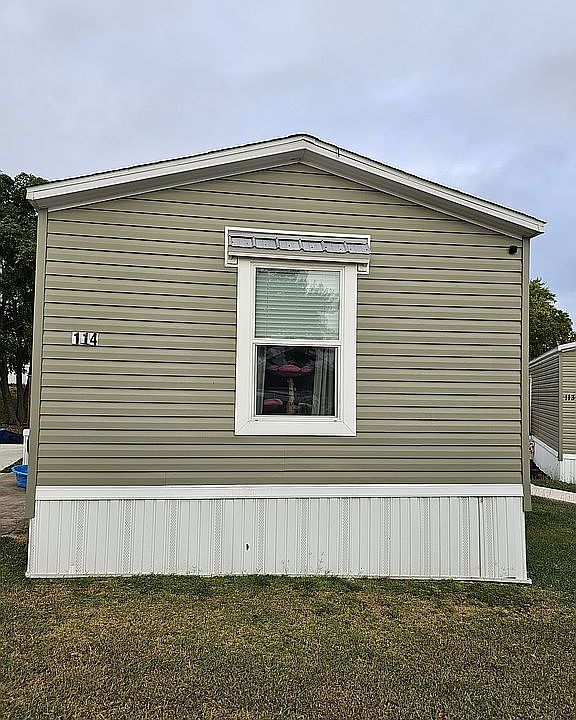 1st image of 5134 Roosevelt Ave