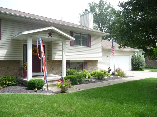1006 Koester St, Effingham, IL 62401