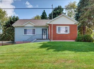 613 Colonial Manor Rd, Irwin, PA 15642