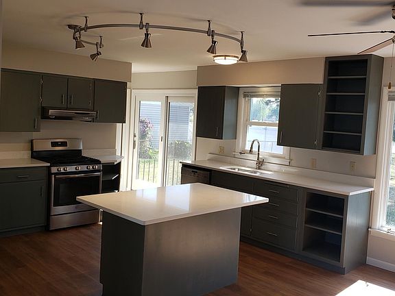 4th image of 9330 Southmoor Dr