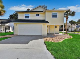 17 Bristol Dr, Palm Coast, FL 32137