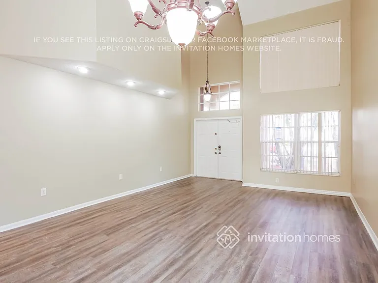 20382 SW 3rd St — Photo 6
