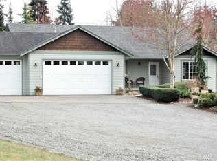 21531 Happy Valley Rd, Stanwood, WA 98292