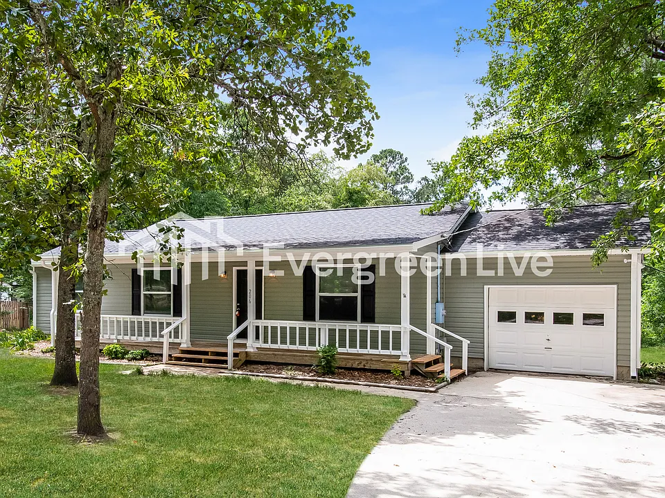 1206 Nazareth Rd