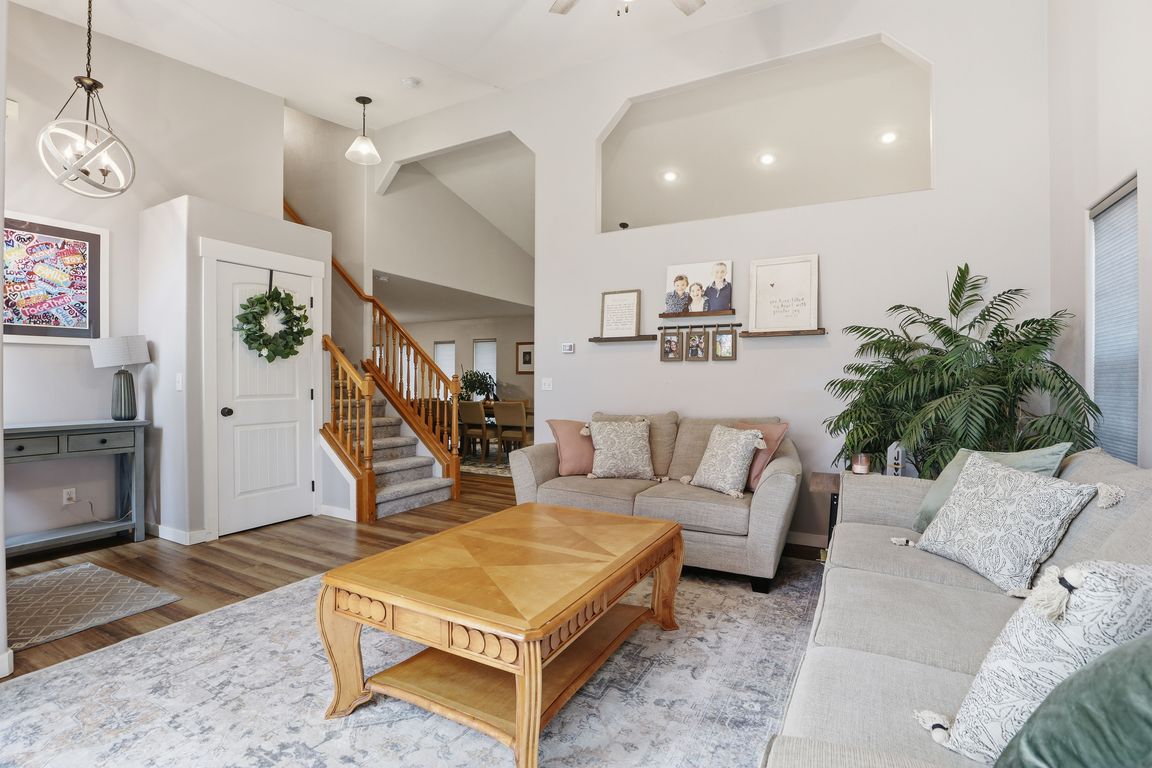 next background image