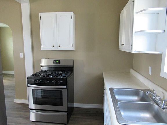 5th image of 227 E South St