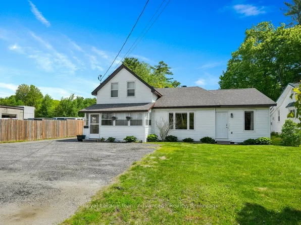 17 Joseph St, Parry Sound, ON P2A 2G3