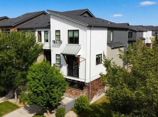 349 W Walden Dr SE, Calgary, AB T2X 0Y4