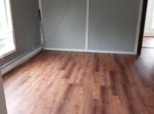 31 Dell Ave Floor 2, Hyde Park, MA 02136