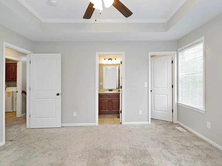 2621 Valentine Ln — Photo 18