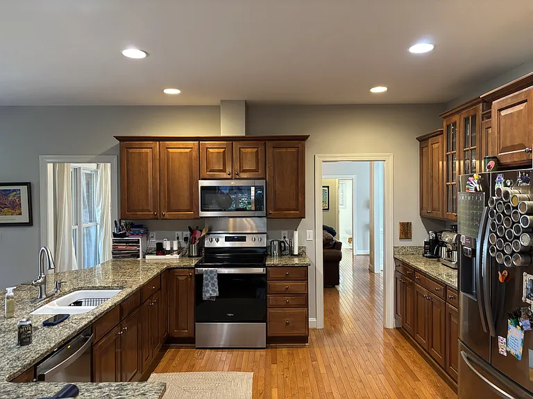 420 Lake Forest Dr SE — Photo 11