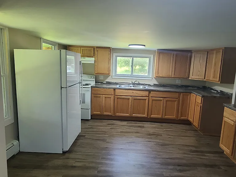 26 Main St #1 — Photo 5
