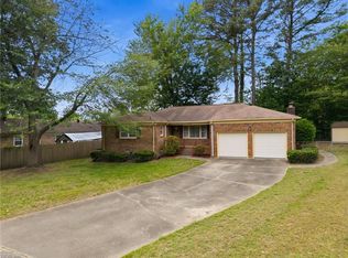 935 Coloma Dr, Newport News, VA 23608