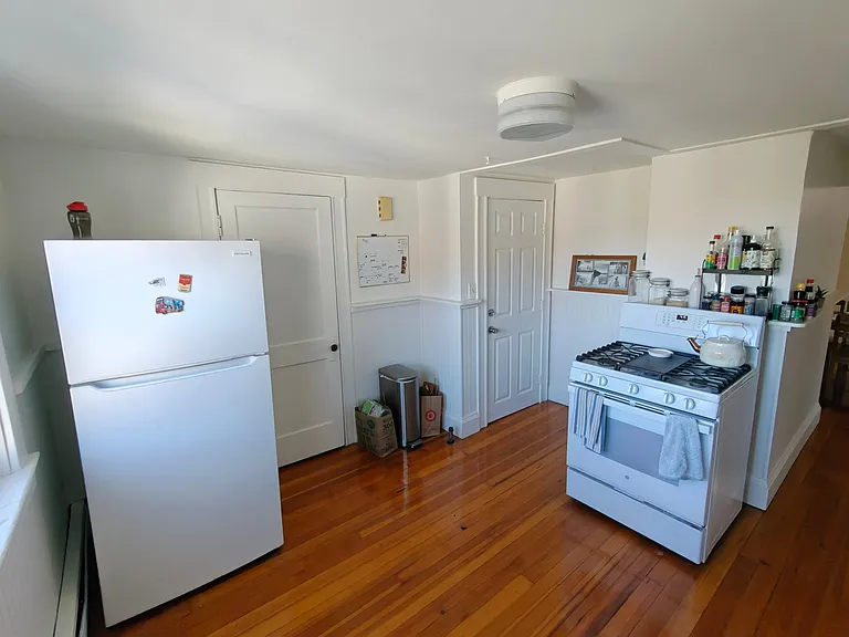153 Governor St #3 — Photo 12