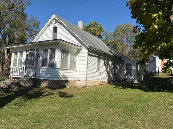 1520 McPherson Ave, Council Bluffs, IA 51503