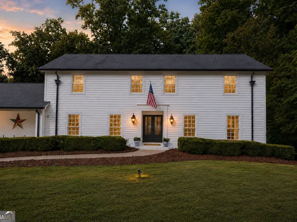 4310 Conway Valley Ct NW, Atlanta, GA 30327