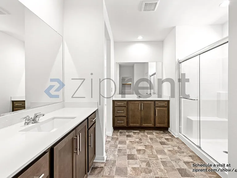 29695 Courage Ct — Photo 14