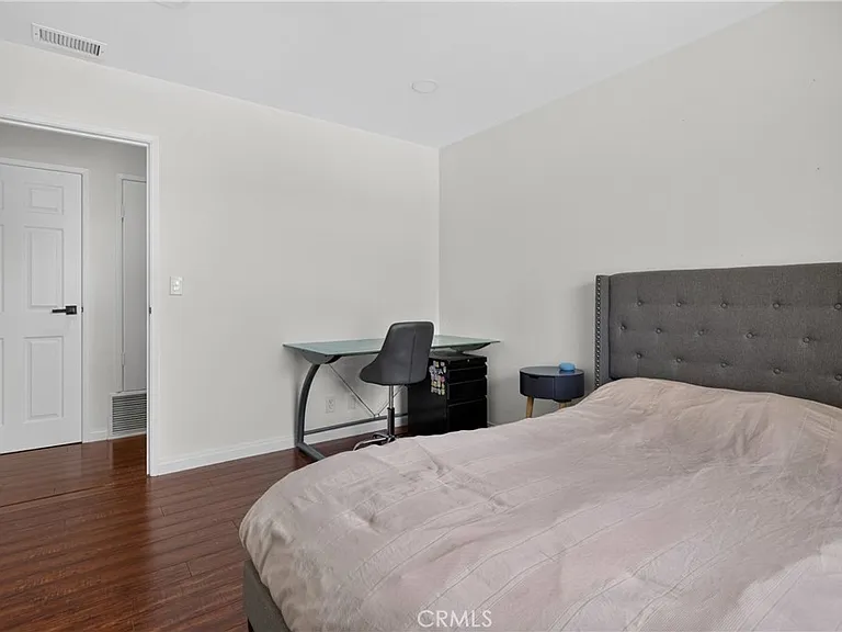 4641 Newman Ave — Photo 47