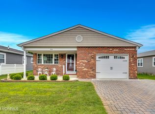154 Freeport Blvd, Toms River, NJ 08757