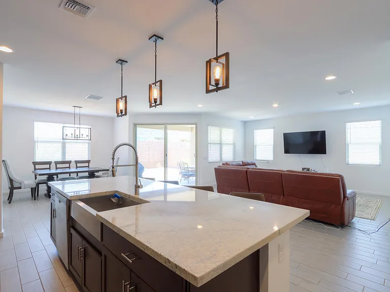 264 S San Gregorio Ln — Photo 20