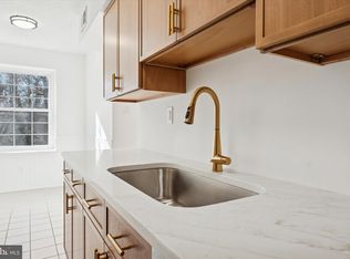 612 Washington Pl #12, Wayne, PA 19087