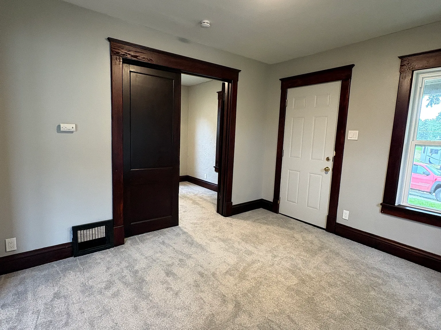 1 bed, 560 sqft, $950 — Photo 2
