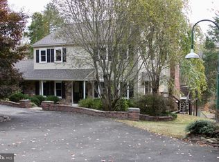 240 Woodhill Rd, Newtown, PA 18940