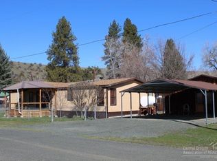 262 N 1st St, Prairie City, OR 97869