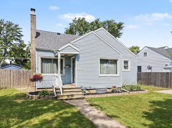 2602 Willa Dr, Saint Joseph, MI 49085