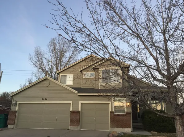 2041 Sandhurst Dr, Castle Rock, CO 80104