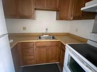 1045 Santa Clara Ave APT B, Alameda, CA 94501