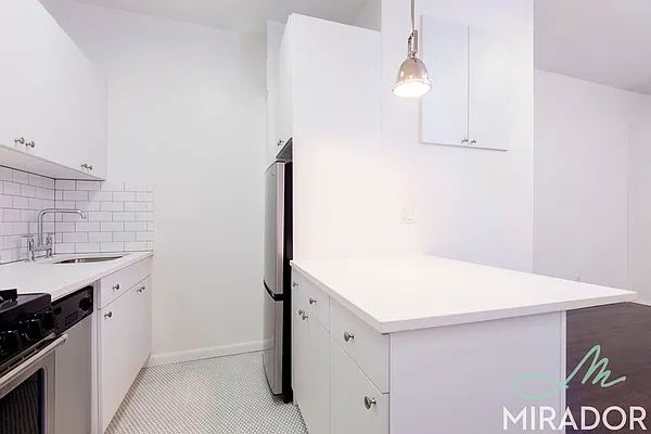 Rented by Mirador Real Estate | media 14