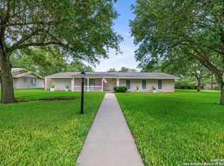 1211 E Bowie St, Beeville, TX 78102