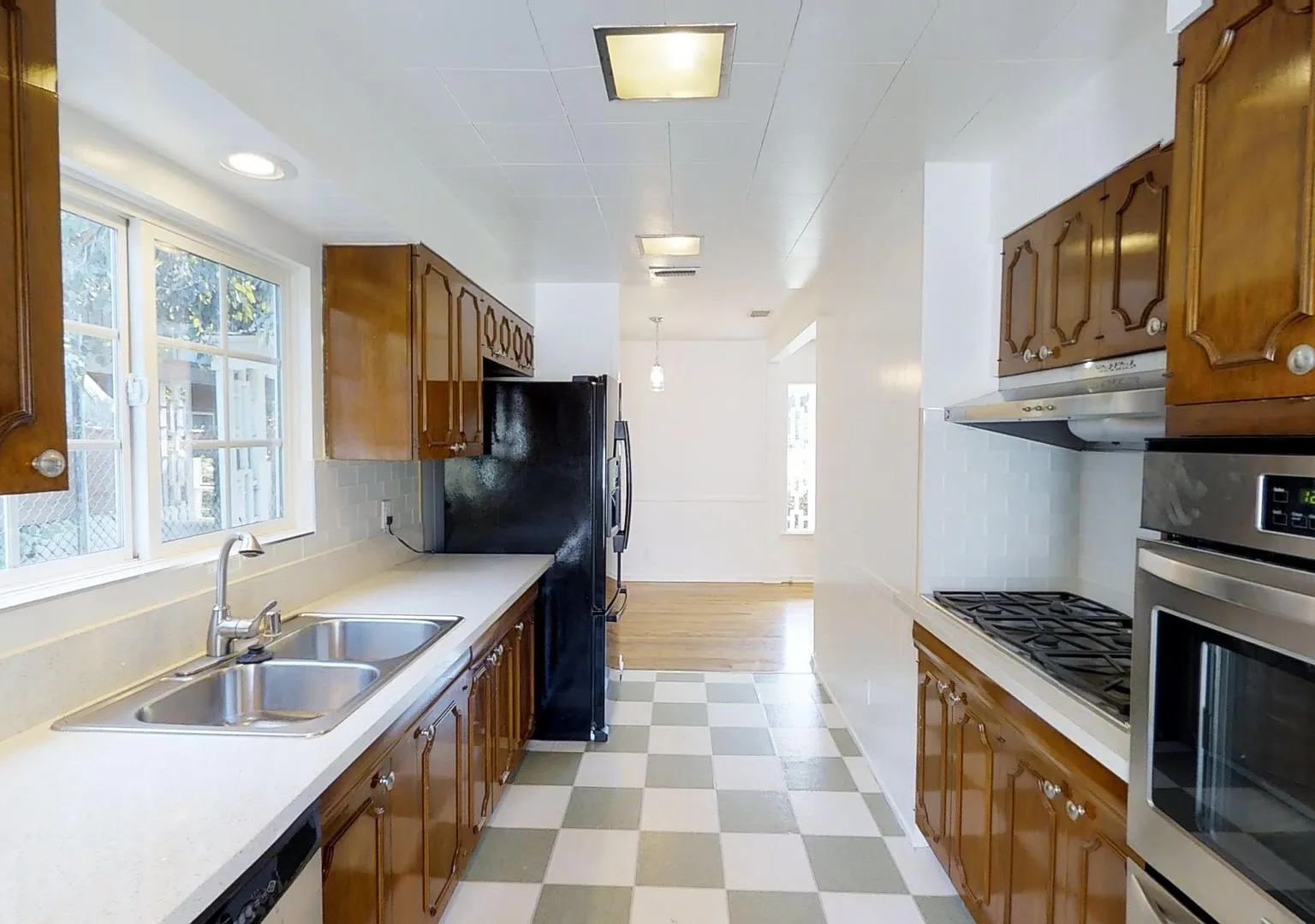 Private 3BR/3BA Standalone Home in Palms/Mar Vista | Open House Sunday, August 23rd 11am-1pm — Photo 1
