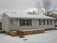 2nd image of 425 Hemlock Ln