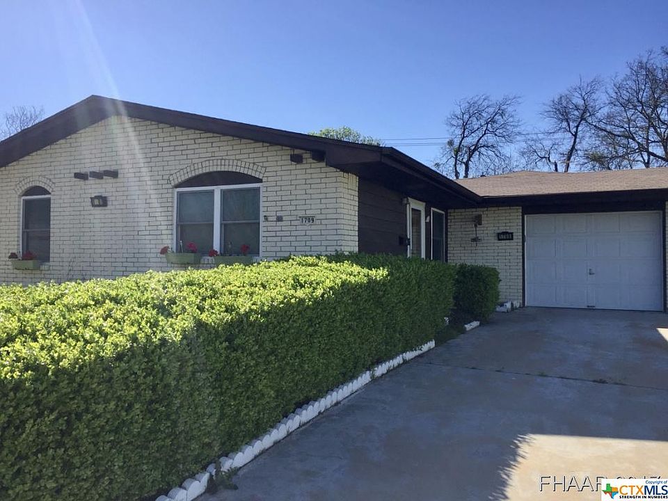 1st image of 1709 Janis Dr