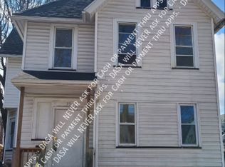 33 Locust St, Rochester, NY 14613