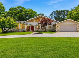 31 Addington Ct, Toccoa, GA 30577