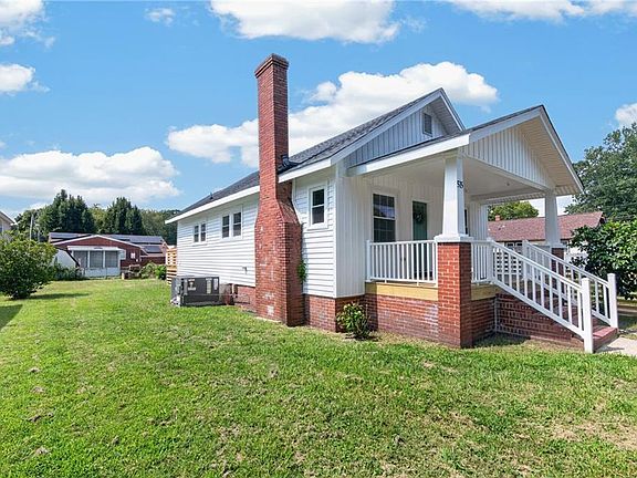 3rd image of 515 Darnaby Ave