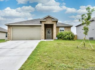 1516 Birmingham Dr, Seguin, TX 78155