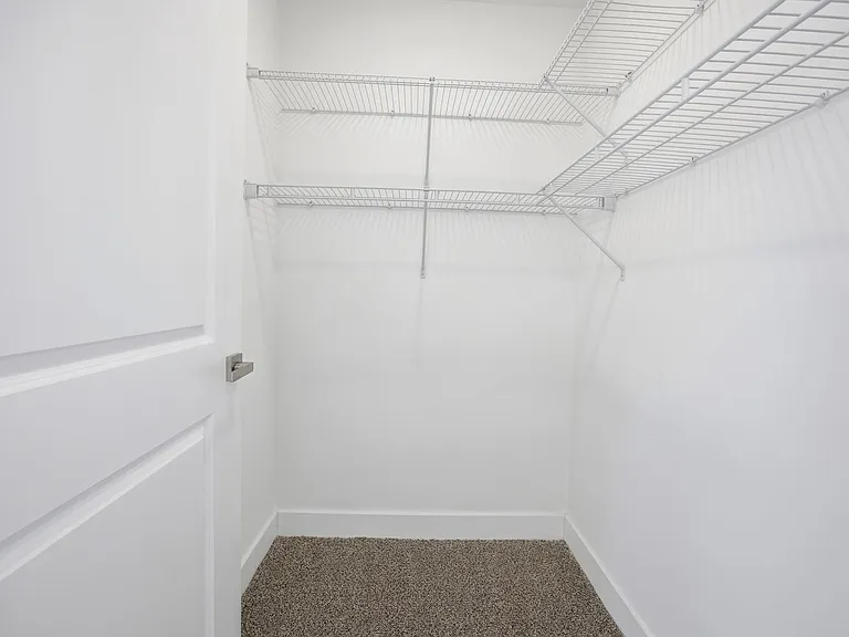 100 N Dewey St — Photo 7