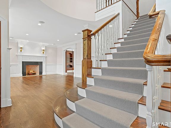 4th image of 73 Lake Wind Road