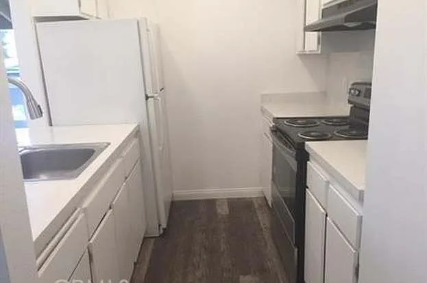 262 Streamwood — Photo 106