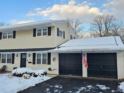 10 Darrow Ct, Kendall Park, NJ, 08824